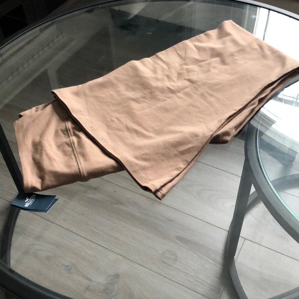 Hollister beige lounge pants